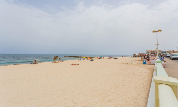 Resale - Townhouse - Torrevieja - Aguas Nuevas