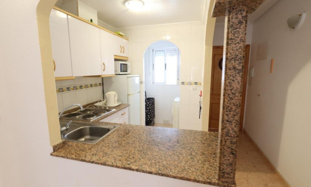 Resale - Apartment / flat - Torrevieja - Parque de las Naciones
