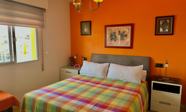 Resale - Apartment / flat - Torrevieja - El Acequión - Los Náufragos