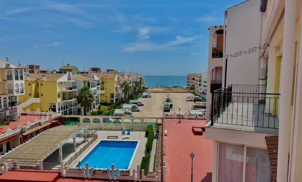 Resale - Apartment / flat - Torrevieja - El Acequión - Los Náufragos