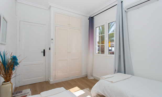 Resale - Townhouse - Orihuela Costa - Playa Flamenca