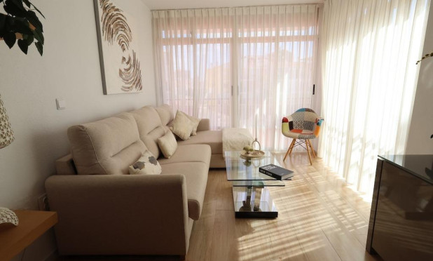 Resale - Apartment / flat - Torrevieja - La Veleta