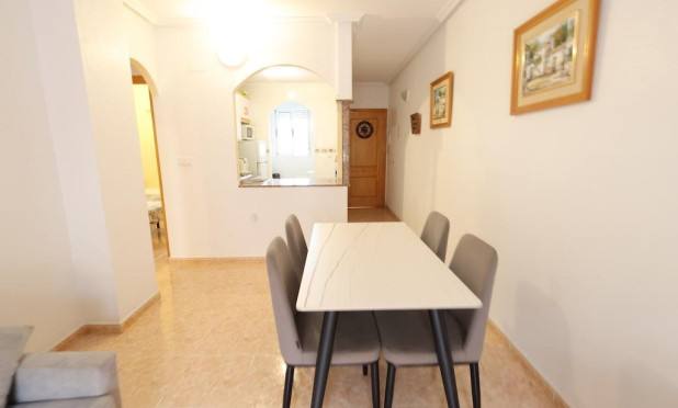 Resale - Apartment / flat - Torrevieja - Parque de las Naciones