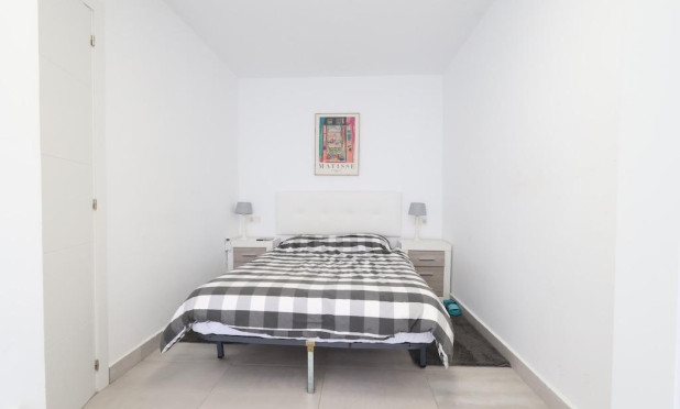 Resale - Townhouse - Torrevieja - La Siesta - El Salado -  Torreta