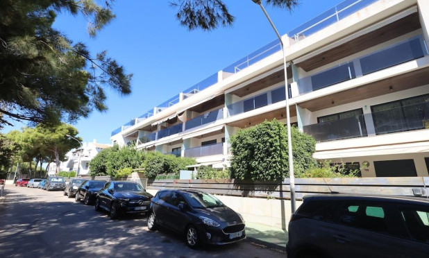 Resale - Apartment / flat - Orihuela Costa - Campoamor