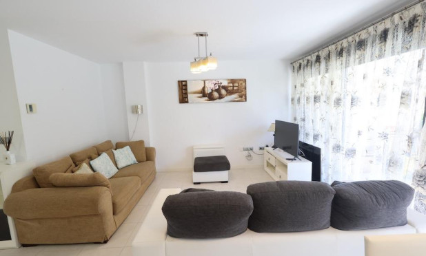 Resale - Apartment / flat - Orihuela Costa - Campoamor