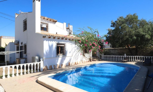 Resale - Villa - Orihuela Costa - Cabo Roig