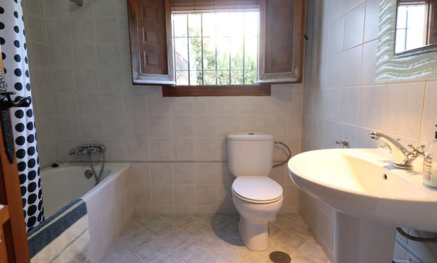 Resale - Villa - Orihuela Costa - Cabo Roig