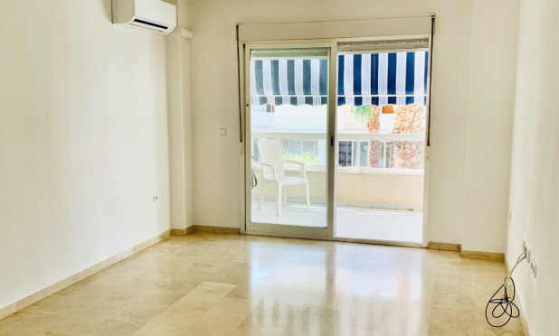 Revente - Appartement - Albir