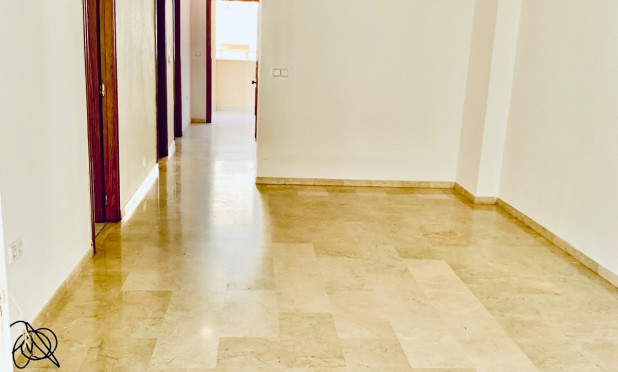 Revente - Appartement - Albir