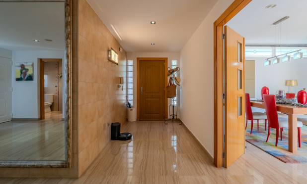 Herverkoop - Finca / Landelijke woning - Almoradí