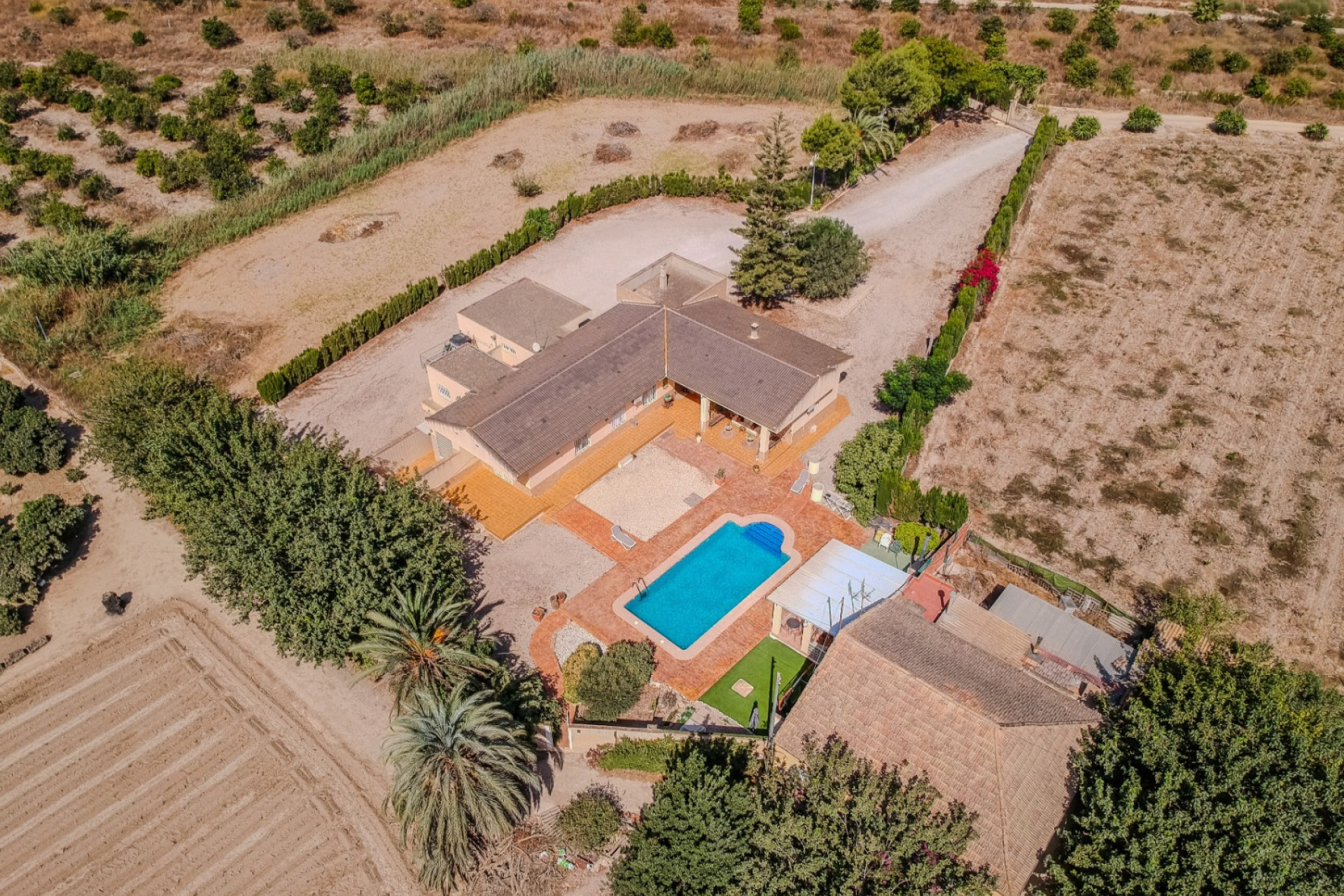 Herverkoop - Finca / Landelijke woning - Almoradí