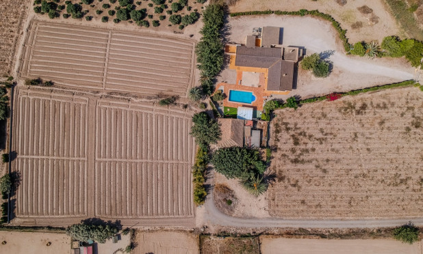 Herverkoop - Finca / Landelijke woning - Almoradí