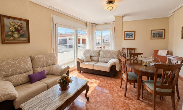 Resale - Apartment / flat - Torrevieja - Playa del Cura