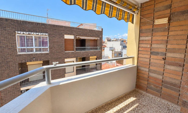Resale - Apartment / flat - Torrevieja - Playa del Cura