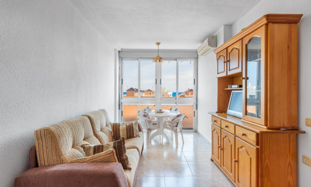 Resale - Apartment / flat - Torrevieja - La Mata