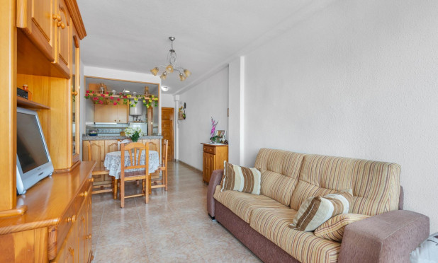 Resale - Apartment / flat - Torrevieja - La Mata