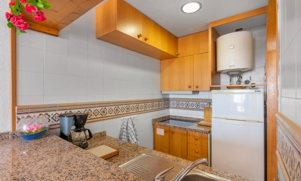 Resale - Apartment / flat - Torrevieja - La Mata
