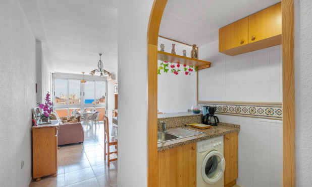 Resale - Apartment / flat - Torrevieja - La Mata