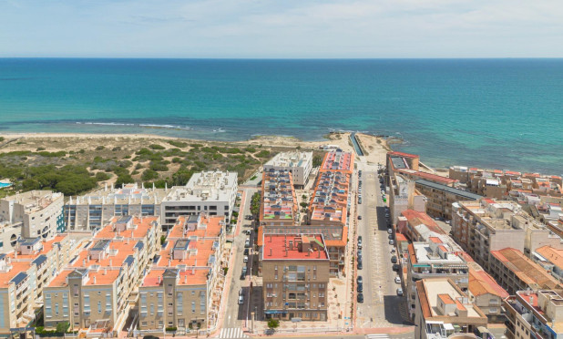 Resale - Apartment / flat - Torrevieja - La Mata