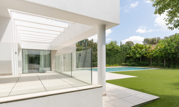 Nouvelle construction - Villa - Estepona