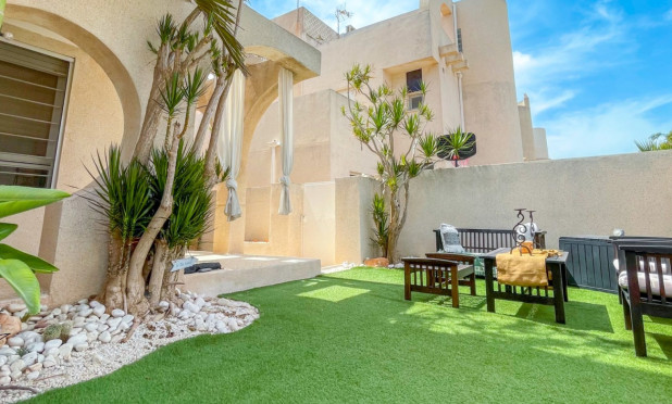 Revente - Maison de ville - Torrevieja - La Siesta - El Salado -  Torreta