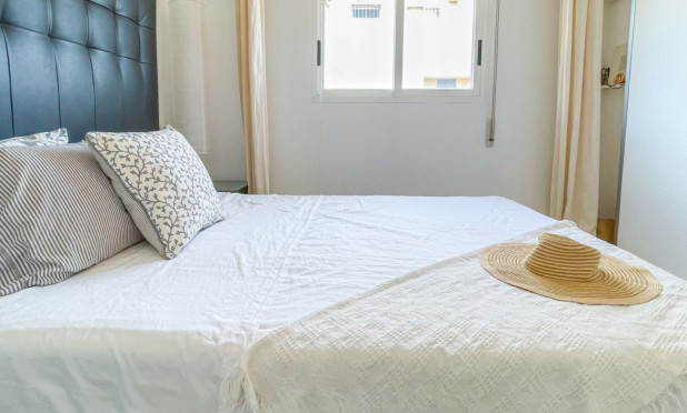 Revente - Maison de ville - Torrevieja - La Siesta - El Salado -  Torreta