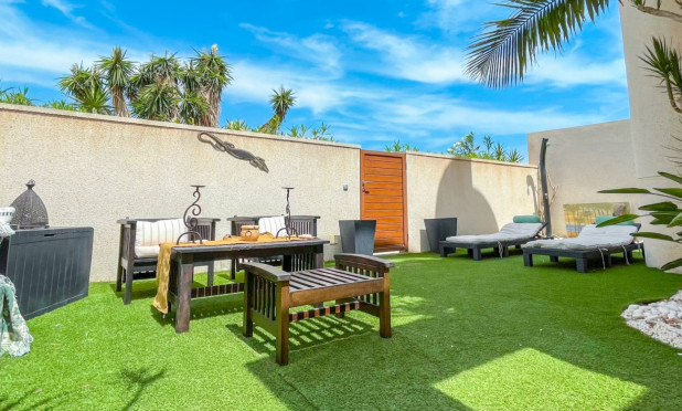 Revente - Maison de ville - Torrevieja - La Siesta - El Salado -  Torreta