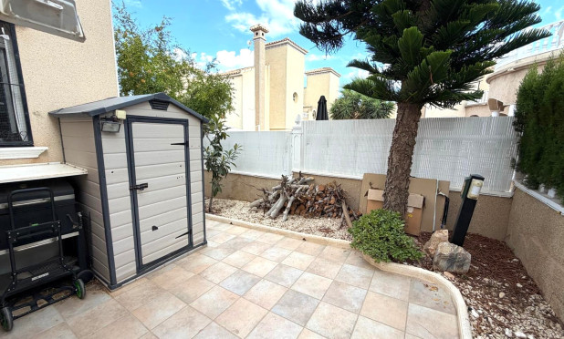 Resale - Villa - Orihuela Costa - Villamartín