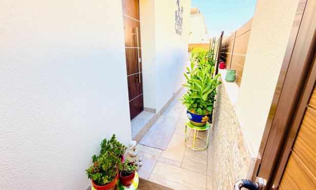 Revente - Villa - Montesinos - La Herada