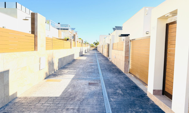 Revente - Villa - Montesinos - La Herada