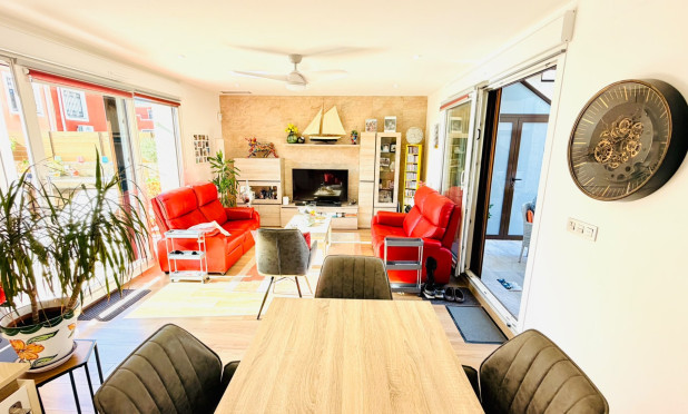 Revente - Villa - Montesinos - La Herada