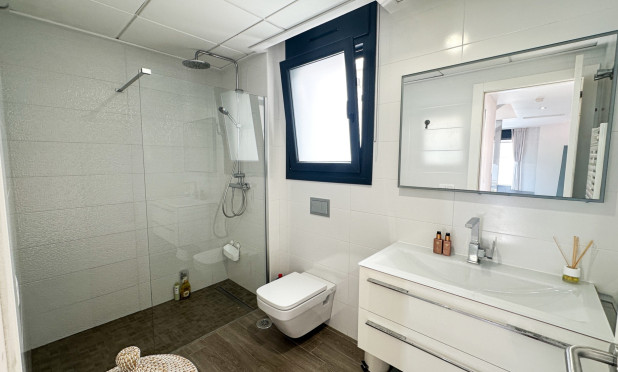 Revente - Villa - Torrevieja - Nueva Torrevieja - Aguas Nuevas