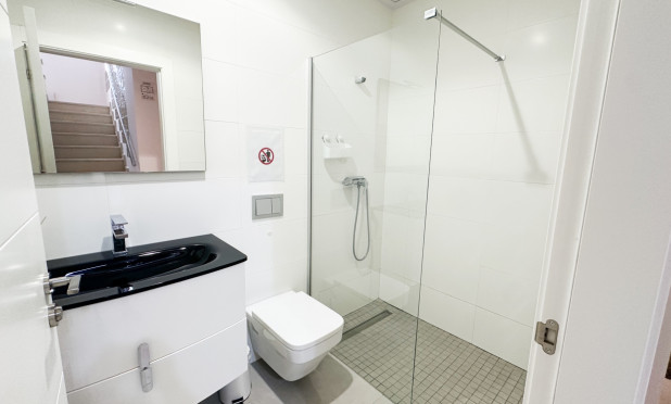 Revente - Villa - Torrevieja - Nueva Torrevieja - Aguas Nuevas