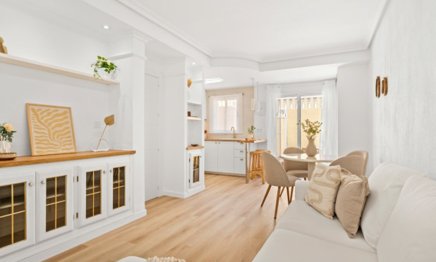 Revente - Maison de ville - Orihuela Costa - Las Filipinas