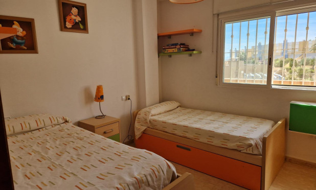 Wiederverkauf - Wohnung - Orihuela Costa - Campoamor