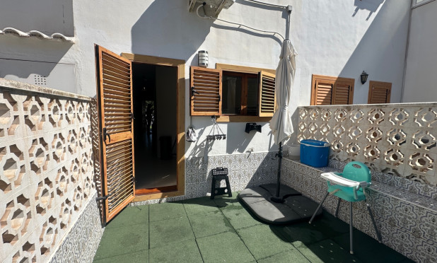 Revente - Maison de ville - La Mata