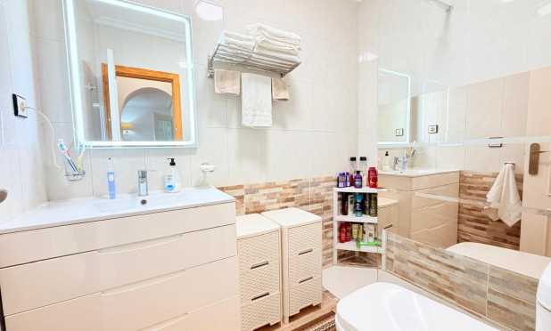 Revente - Appartement - Montesinos - La Herrada