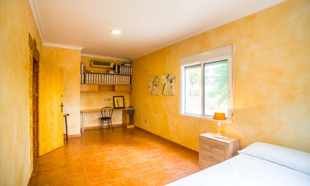 Revente - Villa - Orihuela - La Matanza