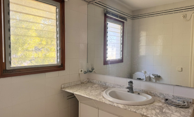 Revente - Villa - Benidorm - Rincón de Loix