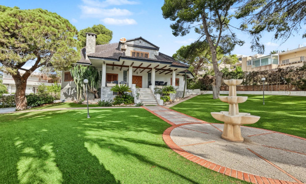 Wiederverkauf - Villa - Orihuela Costa - Campoamor