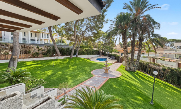 Wiederverkauf - Villa - Orihuela Costa - Campoamor