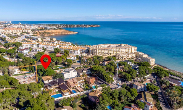 Wiederverkauf - Villa - Orihuela Costa - Campoamor