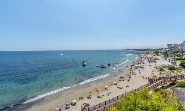 Wiederverkauf - Villa - Orihuela Costa - Campoamor