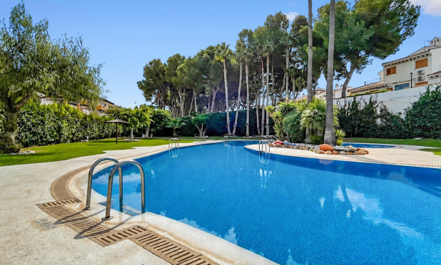 Reventa - Apartamento / piso - Mil Palmeras