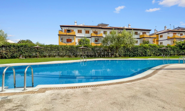 Reventa - Apartamento / piso - Mil Palmeras