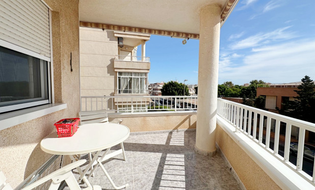Odsprzedaż - Apartment / Duplex - Torrevieja - torrevieja