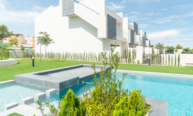Obra nueva - Adosado - Torrevieja - torrevieja
