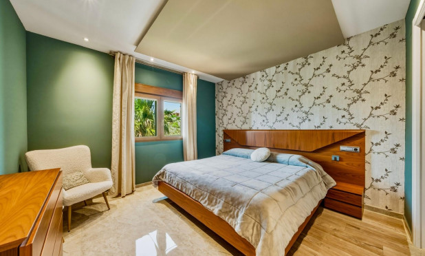 Resale - Villa - La Nucía