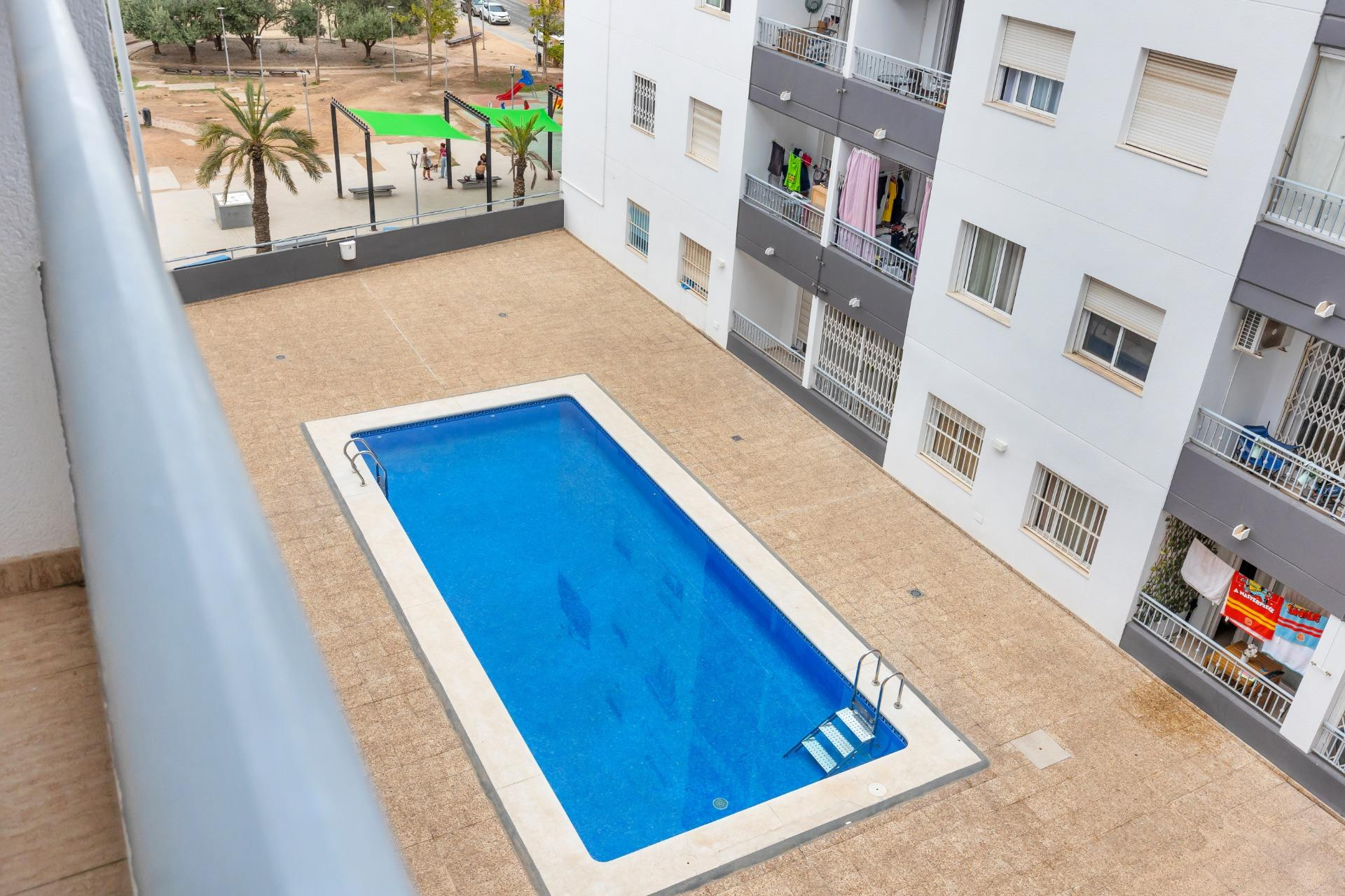 Resale - Apartment / flat - Torrevieja - El Molino